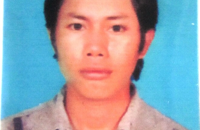 Người dân đọc báo phát hiện đối tượng giết người đang chạy trốn  