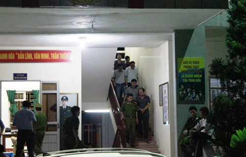 Bắt giam đội phó đội kiểm lâm chỉ đạo nhận hối lộ 100 triệu đồng