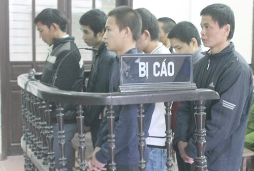 Nhóm trai làng hỗn chiến, một người chết 8 kẻ tù tội