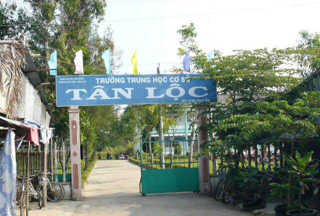 Thiếu niên 17 tuổi đâm chết tình địch để “độc quyền” yêu nữ sinh