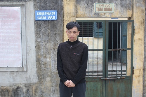 Dùng dao đâm chết người  vì bị ép rượu tại đám cưới