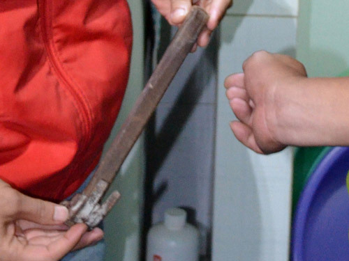 Mâu thuẫn trong đám tang, cầm búa đinh liên tiếp sát hại 3 người