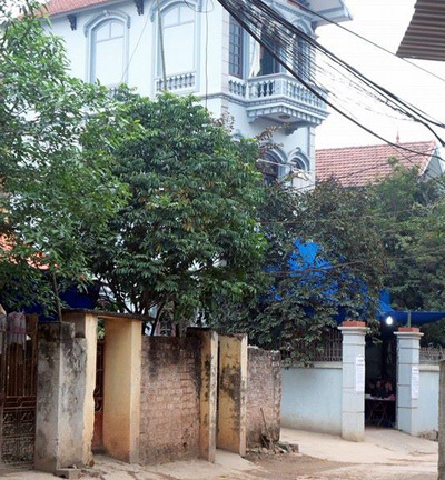 Vụ nghi bố đốt con gái rồi tự thiêu: Phát hiện di chúc trên tường