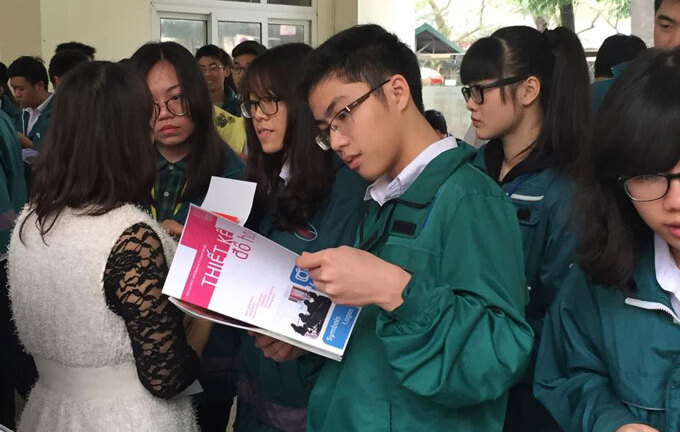 Tuyển sinh 2015: Chọn trường theo sở thích hay khả năng?