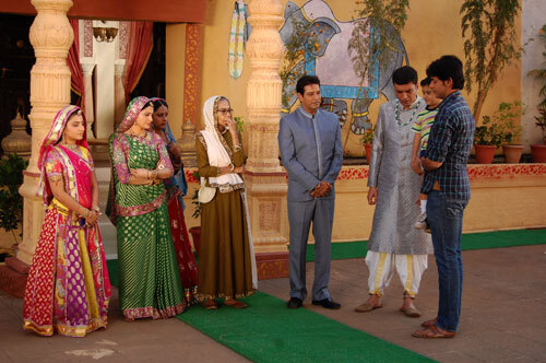 Nội thất xa hoa trong nhà chồng 