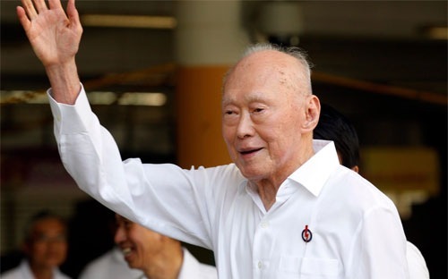 Sức khỏe ông Lý Quang Diệu chuyển biến xấu