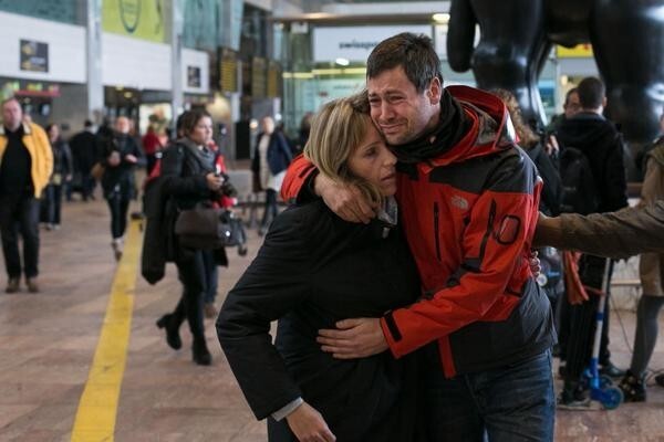 Máy bay rơi ở Pháp: Cách ly cha mẹ cơ phó để thẩm vấn