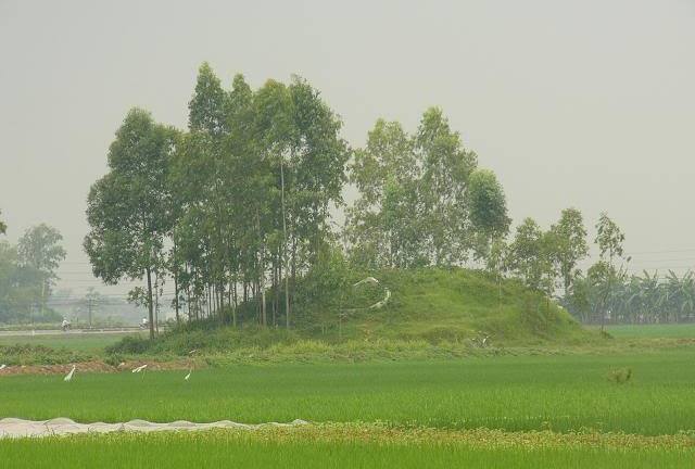 Thực hư ngôi mộ ăn mày giúp một gia đình giàu như 'công tử Bạc Liêu'