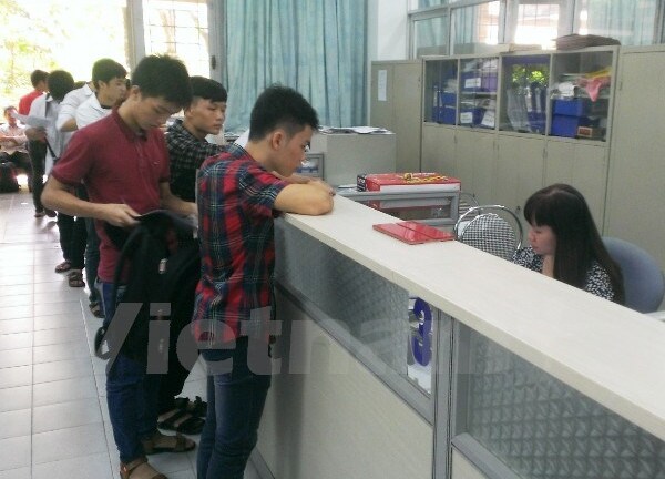 Điểm thi biến động lớn, thí sinh khó “liệu cơm gắp mắm”