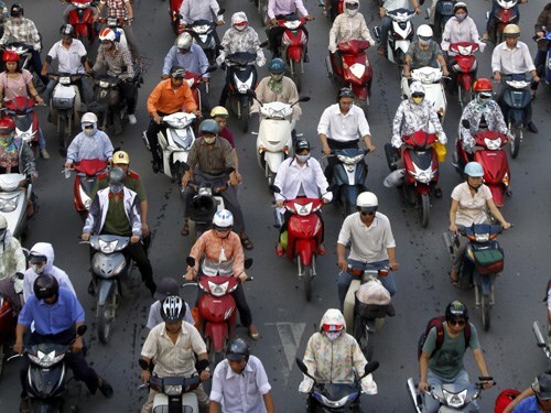 Thường vụ Quốc hội bàn về thu phí xe máy