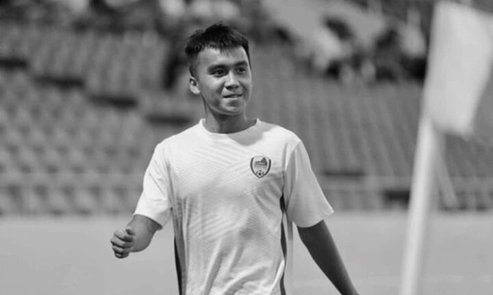FIFA treo cờ rủ tưởng nhớ cầu thủ ra đi sau vụ lật xe của CLB Trẻ Quảng Nam
