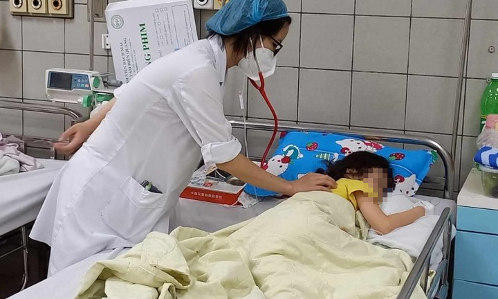 Cảnh báo: Số trẻ mắc viêm phổi do vi khuẩn Mycoplasma tăng cao
