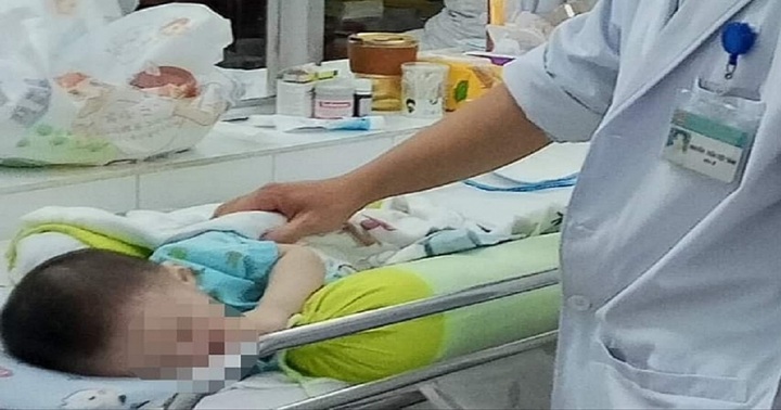 Tạo hình khí quản cho bệnh nhi 7 tháng tuổi nhập viện trong tình trạng nguy kịch