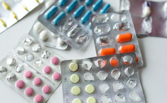 Bộ Y tế đề xuất cấm bán thuốc theo hình thức livestream và mạng xã hội