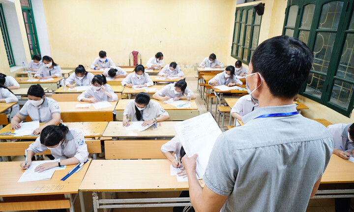 Sở GD&ĐT Hà Nội dự kiến cho học sinh lớp 11 thi thử tốt nghiệp THPT 2025
