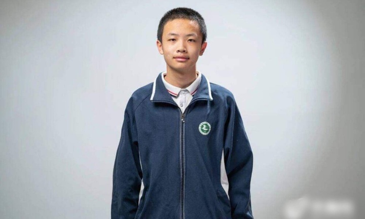 Chân dung nam sinh lớp 9 được tuyển thẳng vào đại học top 1 châu Á