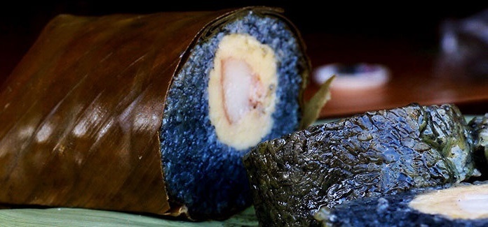 Bánh chưng đen - đặc sản không thể thiếu trong ngày Tết cổ truyền của người dân tộc Tày