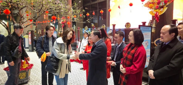 Quảng Ninh đón 298 khách du lịch từ Hàn Quốc