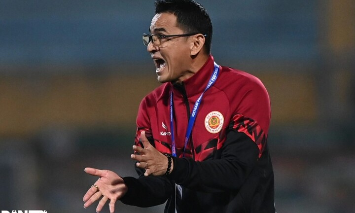 Giúp CLB Công an Hà Nội đánh bại TP.HCM trong ngày đầu ra mắt, HLV Kiatisak nói gì?