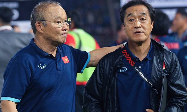 Báo Hàn Quốc: HLV Park Hang-seo là phương án chữa cháy hợp lý cho đội tuyển