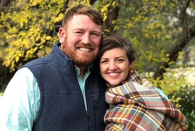 Camera hé lộ sự thật đáng sợ sau cốc nước chồng đưa cho vợ uống