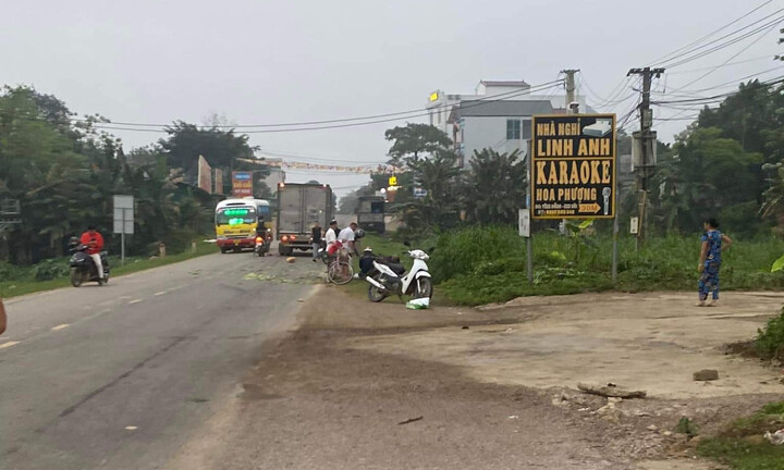 Tài xế ô tô ngủ gật gây tai nạn, người phụ nữ đi xe đạp tử vong