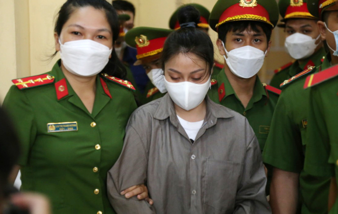 Vụ bé gái 8 tuổi bị bạo hành: Mẹ kế Nguyễn Võ Quỳnh Trang rút kháng cáo vì áp lực