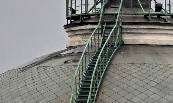 Nóc Điện Kremlin bị hư hại sau cuộc tập kích bằng máy bay không người lái