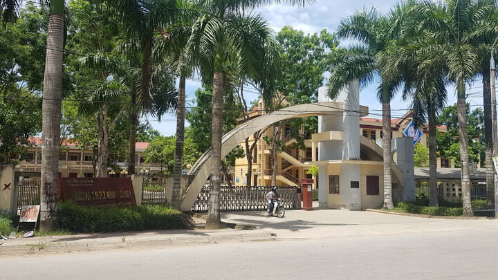 Vụ trường kêu gọi 2 tỷ đồng tổ chức kỷ niệm ngày thành lập ở Thanh Hóa: Phó giám đốc Sở GD&ĐT nói gì?