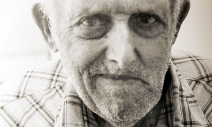 Người đàn ông bị nấc suốt 68 năm sau tai nạn lao động 