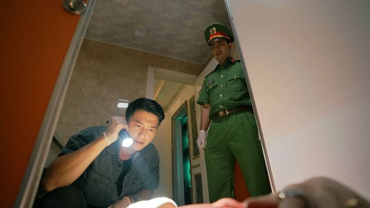 “Biệt dược đen” lên sóng VTV, đạo diễn nói gì về các cảnh nóng, bạo lực?