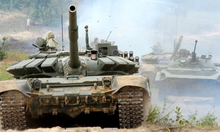 Xung đột Nga - Ukraine mới nhất ngày 2/10: Thu được xe tăng hỏng, lính Ukraine có hành động bất ngờ