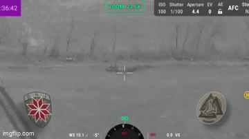 Clip: Ukraine phóng UAV giá rẻ phá hủy siêu tăng T-90 Nga