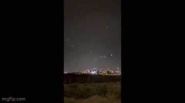 Clip: Thót tim khoảnh khắc máy bay vượt 