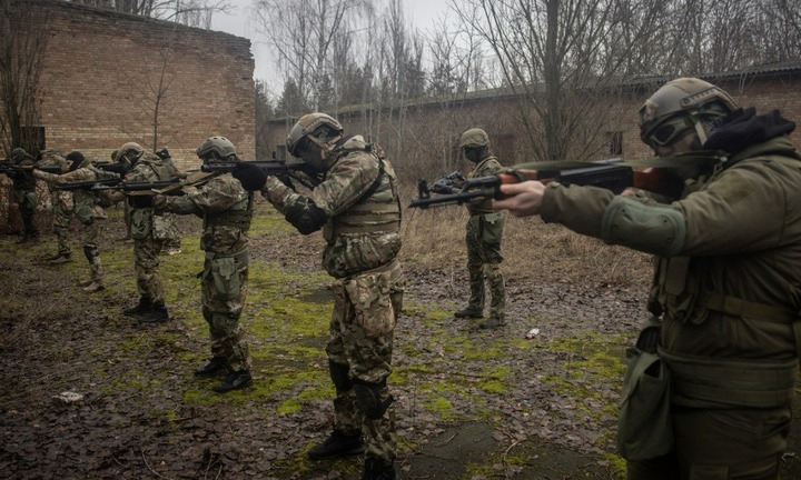 Nga cảnh báo đưa quân đội Ukraine vào danh sách khủng bố