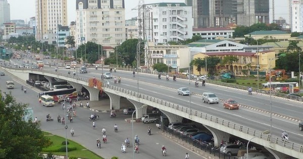 Hà Nội cấm xe máy, xe thô sơ qua cầu vượt Mai Dịch trong 2 tuần