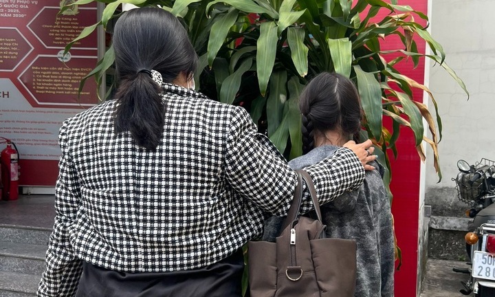 Vụ bé gái nghi bị người nước ngoài dâm ô: Chuyển hồ sơ vụ án đến Công an TP.HCM