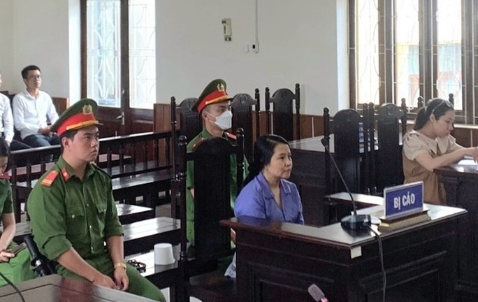 Vận chuyển gần 1kg ma túy vào Việt Nam, một người phụ nữ Lào bị phạt 20 năm tù