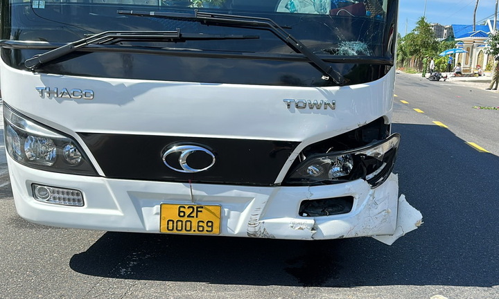 Tin tức tai nạn giao thông mới nhất ngày 14/6: Va chạm với xe khách, 2 cô giáo thương vong ở Bình Thuận