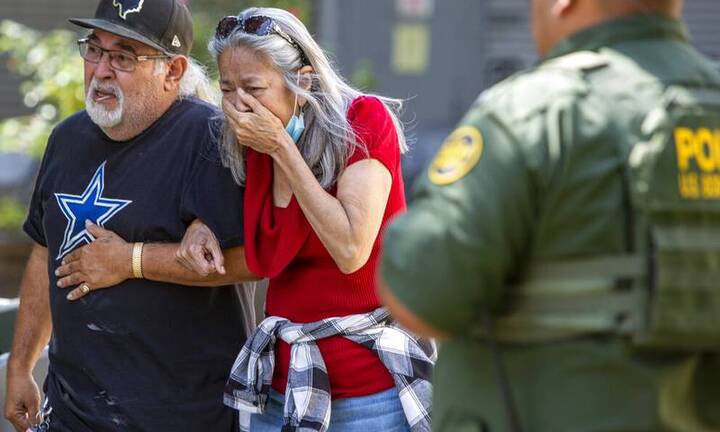 Xả súng trường học Mỹ: Số người chết tăng lên 21, bao gồm 19 học sinh tiểu học