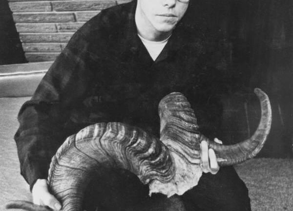 Kẻ “biến thái” với thú vui đi săn phụ nữ