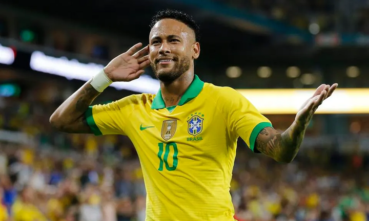 Neymar gặp hàng loạt rắc rối với siêu biệt thự, đối mặt với án phạt nặng