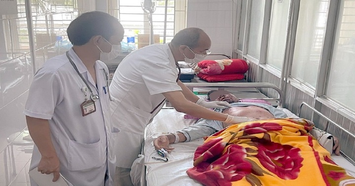 Nhiều ca thủy đậu nặng nhập viện, 2 người tử vong: Bác sĩ khuyến cáo điều gì?