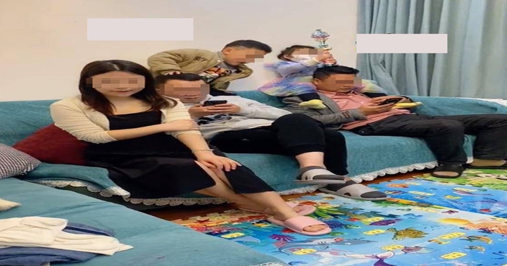 Chồng cũ suốt ngày đến nhà chơi còn thân thiết hơn hồi chưa ly hôn, thái độ của bạn đời mới khiến ai cũng bất ngờ