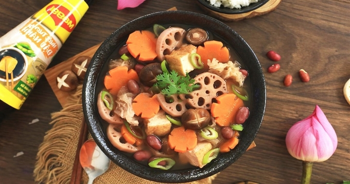 Công thức làm món canh củ sen đậu đỏ vừa giải nhiệt lại còn tốt cho sức khỏe