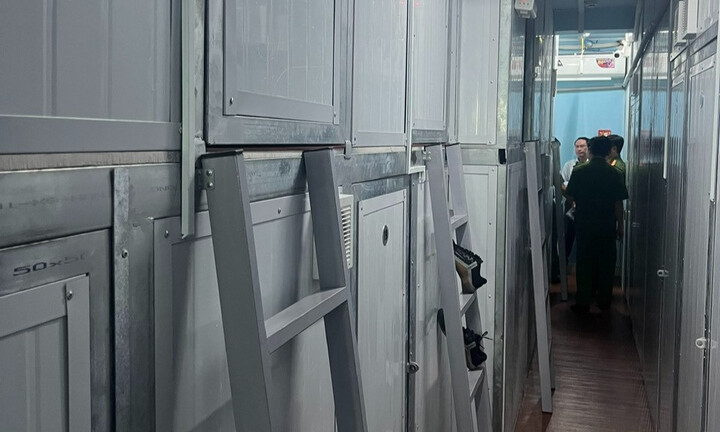 Căn nhà 4 lầu ở TP.HCM ngăn thành 125 “hộp ngủ” bị buộc ngừng hoạt động