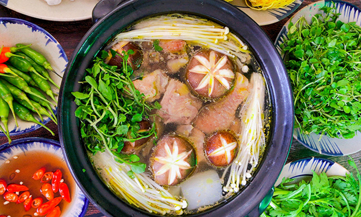 Món ngon mỗi ngày: Cách nấu lẩu gà nấm ngon chuẩn bài