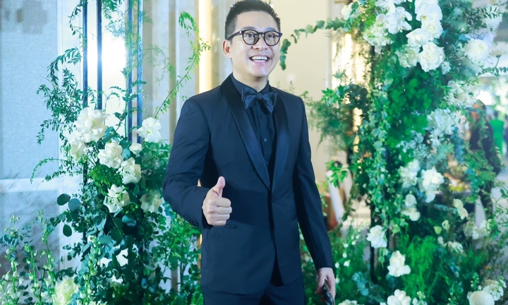 Dàn sao nổi tiếng đến tham dự đám cưới Đoàn Văn Hậu và Doãn Hải My