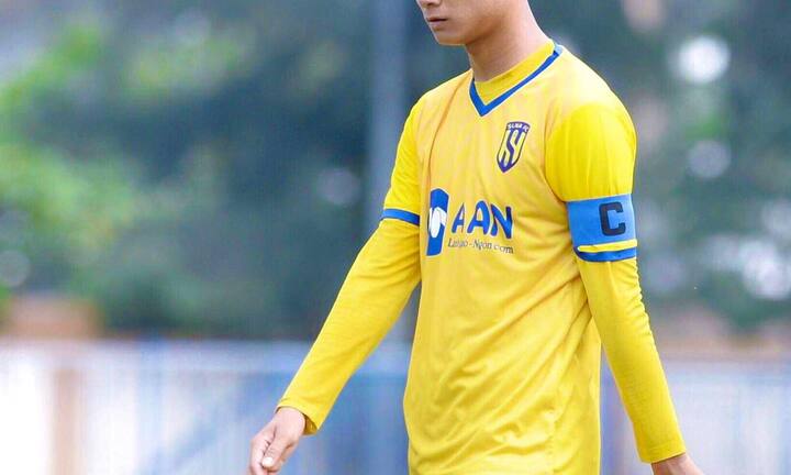 Cựu sao SLNA  bất ngờ đột quỵ khi đang tham gia giải bóng đá phủi tại Nhật Bản