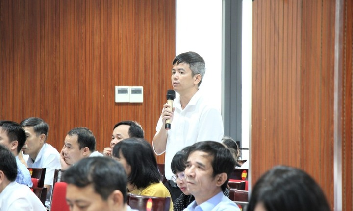 Trường THPT Chuyên Vĩnh Phúc có hiệu trưởng mới